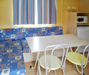 Comfortable Bungalow Near Pataias with Shared Pool